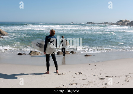 Surfer auf Grove beach Kapstadt Südafrika Stockfoto