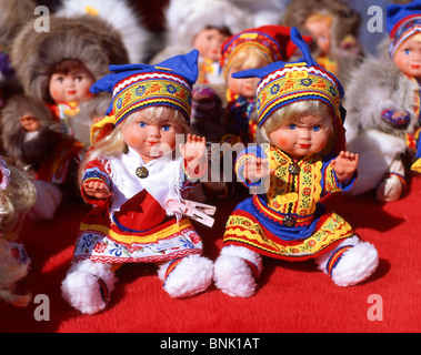 Finnische Souvenir Puppen, Uusimaa Region, Marktplatz Kauppatori, Helsinki, Finnland Stockfoto