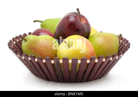 Korb mit Obst - Äpfel und Birnen Stockfoto