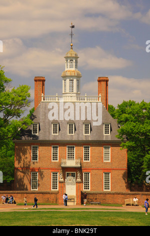Der Palast des Gouverneurs in dem historischen Viertel von Colonial Williamsburg, Virginia, USA Stockfoto