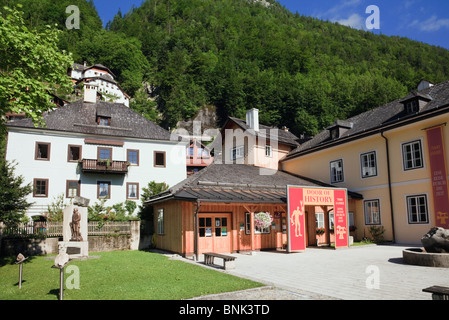 Hallstatt, Salzkammergut, Österreich, Europa. World Heritage Museum in UNESCO-Kulturerbe-Stadt Stockfoto