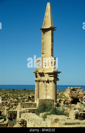 Das rekonstruierte punischen Mausoleum von Bes, Sabratha, Libyen Stockfoto