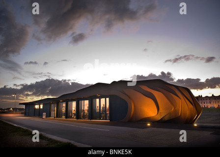 East Beach Cafe entworfen von Heatherwick Studio, Littlehampton, West Sussex, UK Stockfoto