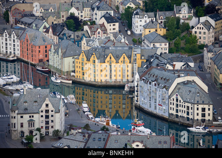 Norwegen-Skandinavien Ale sound Stadt Hochbau Häuser Häuser Hafen Port Reise Reisen Urlaubstourismus, Stockfoto