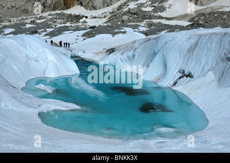Frankreich trifft Savoie Chamonix Eis Schnee Glacier Sport Mountain Ski Ski Tour Lücke Abgrund Montblanc Europa schmelzen See Sea global Stockfoto
