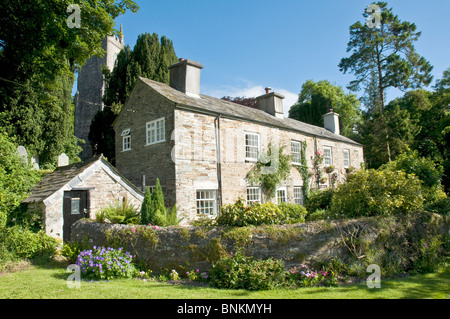 bunten Garten im Haus an der Alturnun Cornwall in England Stockfoto