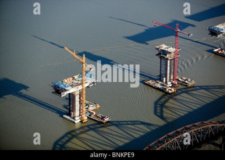 Luftaufnahme über San Francisco Bucht Brückenbau Stockfoto