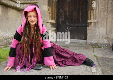 Rosa mit Kapuze Fee in Glastonbury Vereinigtes Königreich Stockfoto