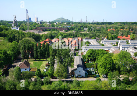 Deutschland Gelsenkirchen Ruhrgebiet Nordrhein-Westfalen NRW Gelsenkirchen-Buer Panorama Blick von der Halde Rungenberg Zeche Hugo Stockfoto