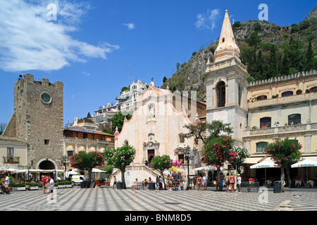 Italien Sizilien Insel Provinz von Messina Taormina Ionische Meer Mittelmeer Meer Corso Umberto Sqare 9. April Fußgängerzone Stockfoto