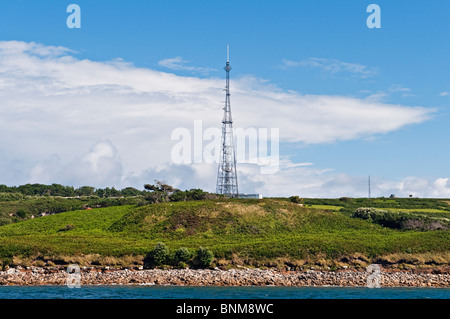 Der Fernsehturm am Halangy nach unten auf St Mary's, Isles of Scilly, UK. Ein Wahrzeichen für Segler Stockfoto