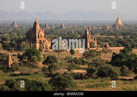 Myanmar Burma Myanmar Bagan Pagode Landschaft Pagoden Panorama Kulisse platzieren von Interesse Tourismus Reisen Kulturstätten Stockfoto