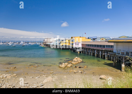 Historische Fishermans Wharf Einkaufs- und Restaurant-Bereich in Monterey, California Stockfoto