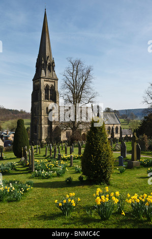 St.-Peter Kirche am Edensor, das Anwesen Dorf in Chatsworth in Derbyshire Peak District. Stockfoto