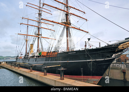 Die Royal Forschung Schiff Entdeckung berühmt durch Robert Falcon Scott, die Antarktis am Discovery Point, Dundee, Schottland, UK erkundet Stockfoto