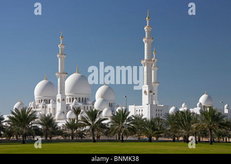 Sheikh Zayed Moschee Kuppeln Minarett Turm Turm Islam Moschee Religion Abu Dhabi UAE Vereinigte Arabische Emirate Nahost Reisen Stockfoto