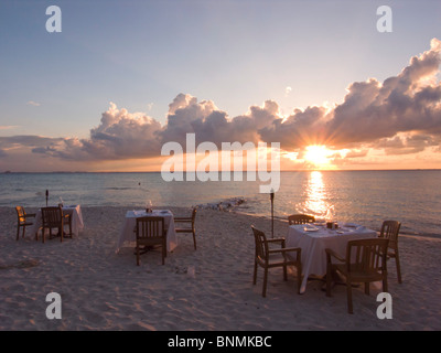Esstische auf der Isla Mujeres, Quintana Roo, Mexiko Stockfoto