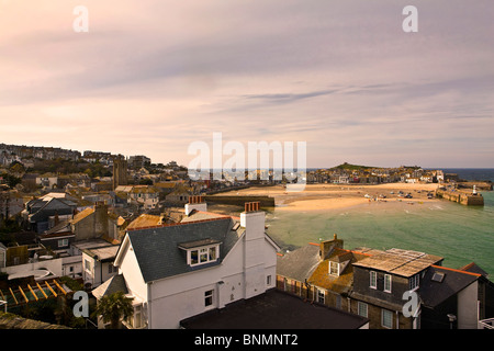 Hafen, Strand und Meer St Ives Cornwall ** muss Kredit: George Impey ** Stockfoto