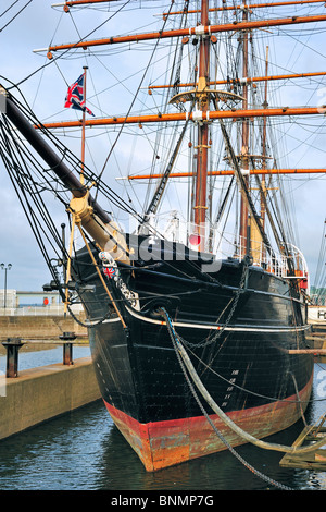 Die Royal Forschung Schiff Entdeckung berühmt durch Robert Falcon Scott, die Antarktis am Discovery Point, Dundee, Schottland, UK erkundet Stockfoto