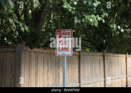 Kein Parkplatz Feuer Lane Stockfoto