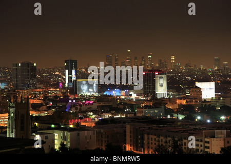 Holly Wood, Downtown Los Angeles bei Nacht, Los Angeles, Kalifornien, USA Stockfoto