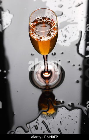 Glas Wein trinken Stockfoto