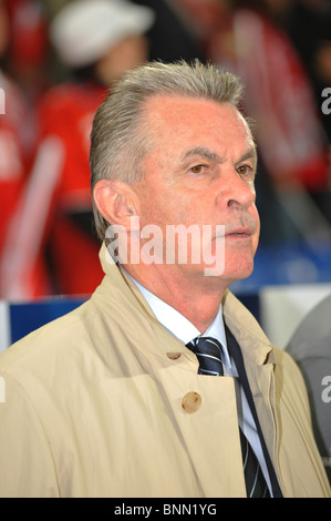 Ottmar Hitzfeld Trainer Trainer der Schweiz nationale Fußballmannschaft in 2009 Fußball, Stockfoto