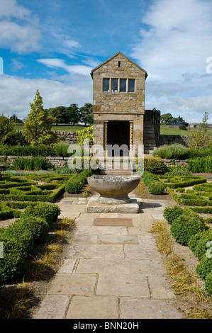 Herterton Haus Garten, Nr Cambo, Northumberland, UK - Parterre / Lust auf Garten Stockfoto