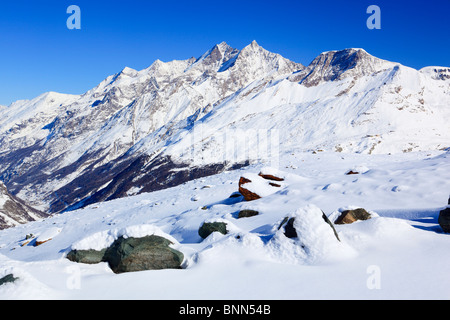 Alpine Alpine Alpenpanorama Alphubel Ansicht Berg Panorama Kuppel Eis Felsen Berge Gipfel Peak Gletscher Kälte Mattertal Stockfoto