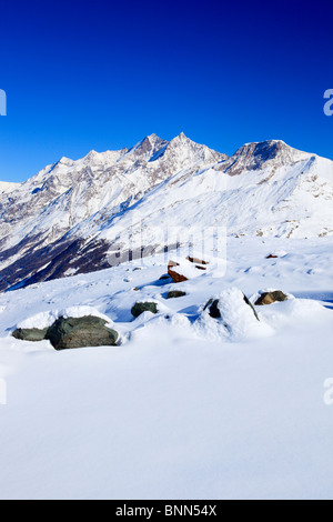 Alpine Alpine Alpenpanorama Alphubel Ansicht Berg Panorama Kuppel Eis Felsen Berge Gipfel Peak Gletscher Kälte Mattertal Stockfoto