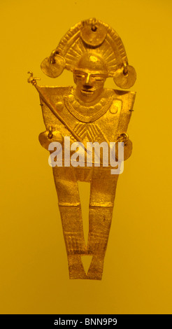 Museo del Oro Präkolumbianisch Gold Bogota Kolumbien Südamerika Abbildung Hut Helm Ausstellungsstücke Stockfoto