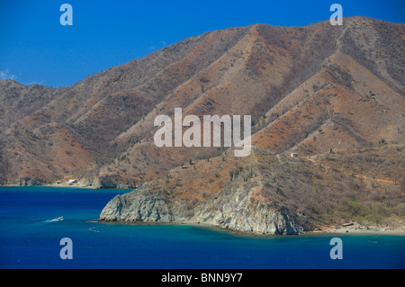 Meer-Bucht von Taganga Department Magdalena Kolumbien Südamerika Küstengebirge Stockfoto