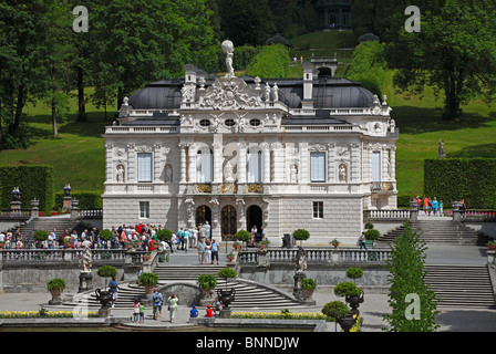 Linderhof Palace, ein Palast in Deutschland, in der Nähe von Oberammergau im südwestlichen Bayern in der Nähe von Ettal Abbey. Stockfoto