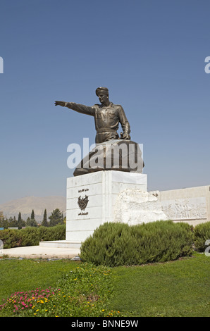 Damaskus Syrien Panorama Militärmuseum Assad Statue zum Gedenken an den Yom Kippur- oder Oktoberkrieg und den 6-tägigen Krieg Stockfoto