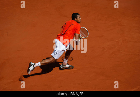 Jo-Wilfried Tsonga Frankreichs in Aktion bei der Französisch Open 2010, Roland Garros, Paris, Frankreich Stockfoto