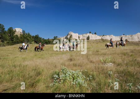 Pine Ridge Pine Ridge Indian Reservation South Dakota USA Amerika Vereinigte Staaten von Amerika Reiten Reiten-Gruppe Stockfoto