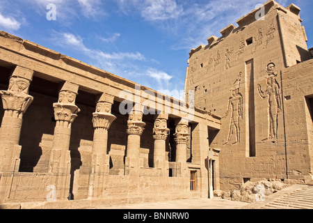 Ägypten-Philae-Tempel der Isis ersten Pylon Stockfoto