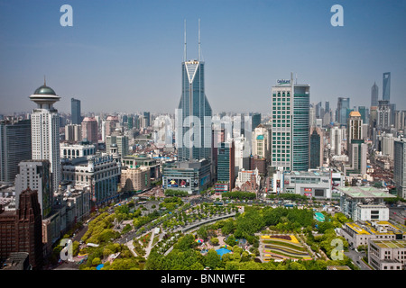 China Shanghai Stadt Stadtblöcke Wohnungen Hochhäuser Stadt Skyline Park Reisen Tourismus Urlaub Ferien Ort der Stockfoto