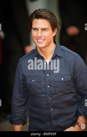 Tom Cruise besucht London UK-Film-Premiere von "Knight & Day" unter der Regie von James Mangold im Odeon Leicester Square. 22.07.2011 Stockfoto