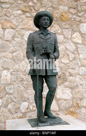 Bronzeskulptur oder Statue des faschistischen Führers General Franco als Soldat in Militäruniform, Melilla, Spanien Stockfoto