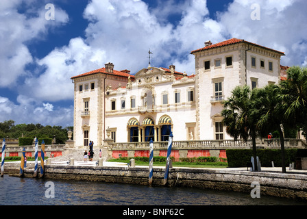 Vizcaya Museum und Gärten ist das Wahrzeichen Villa und Grundstück an der Biscayne Bay in Miami, Florida. Stockfoto