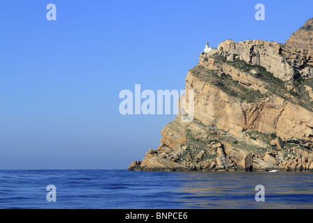 Punta Albir Cape in der Nähe von Altea Leuchtturm Berg Mittelmeer Alicante Spanien Stockfoto