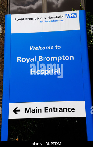 Royal Brompton und Harefield NHS Krankenhaus Eingang Zeichen, London, England, UK Stockfoto