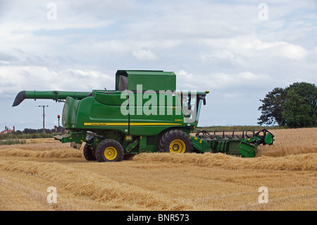 John Deere S690i Mähdrescher Stockfoto