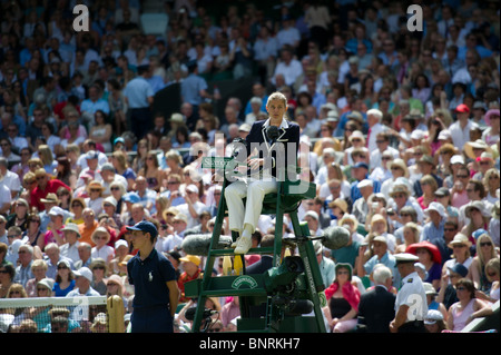 3. Juli 2010: Damen Einzel - Finale. Serena Williams USA (1) V Vera Zvonareva RUS (21.) Internationales Tennisturnier in Wimbledon statt bei den All England Lawn Tennis Club, London, England. Stockfoto
