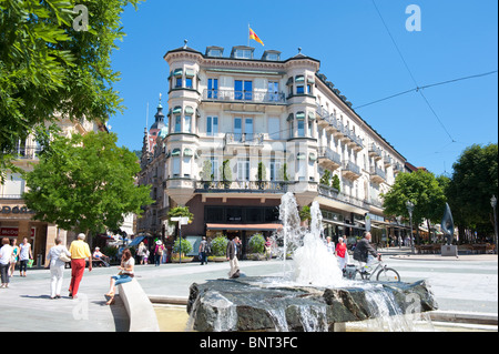 Baden Baden Leopoldsplatz Stadt quadratische Brunnen Stockfoto