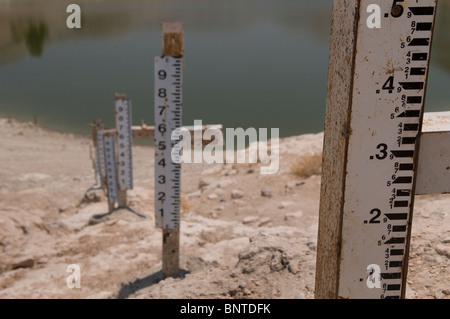 Messstäbe in Ziglab oder Sharhabeel Dam in Irbid Governorate Nordjordanien Stockfoto