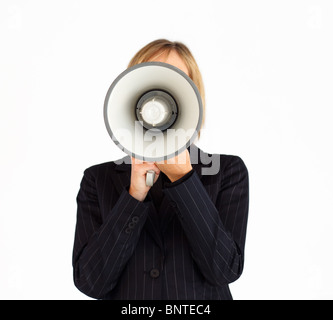 Nahaufnahme von eine Geschäftsfrau mit einem Megaphon versteckt ihr Gesicht Stockfoto