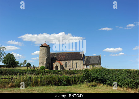 St Andrew es Church in das winzige Dorf von kleinen Schnarchen in North Norfolk UK Stockfoto