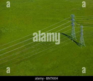 Luftaufnahme über elektrische Kraftübertragung Linien Sonoma county, California Stockfoto